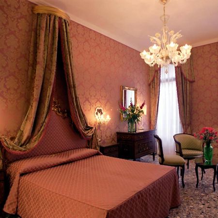 Casa Pisani Canal Venesia Bagian luar foto