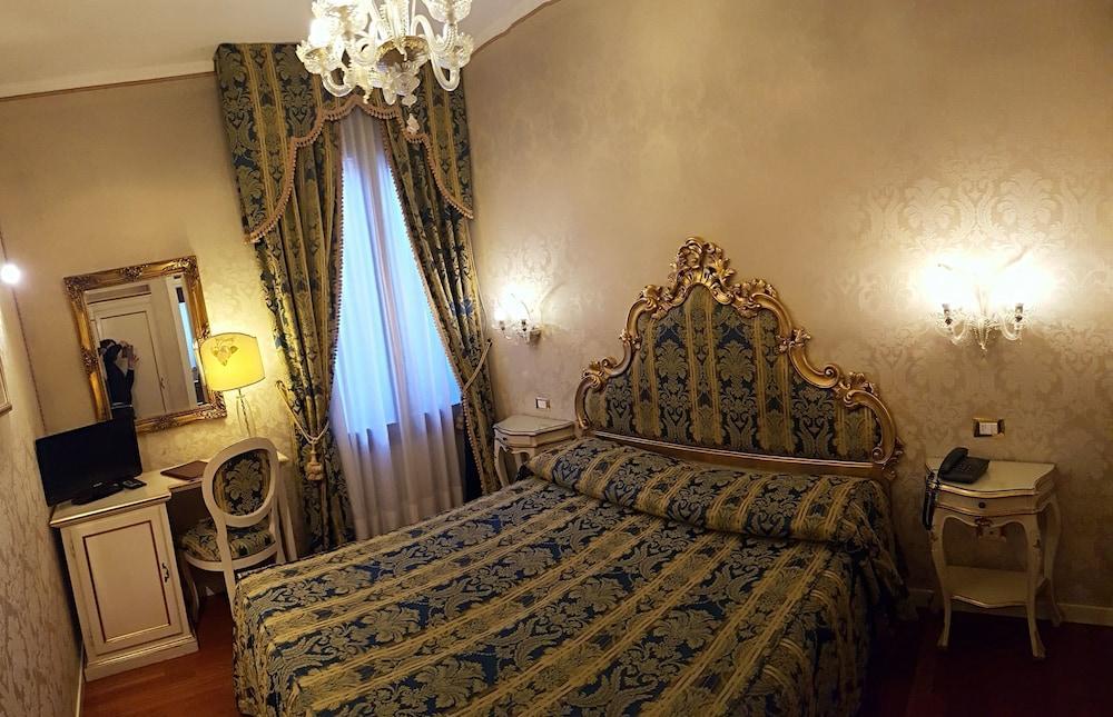 Casa Pisani Canal Venesia Bagian luar foto