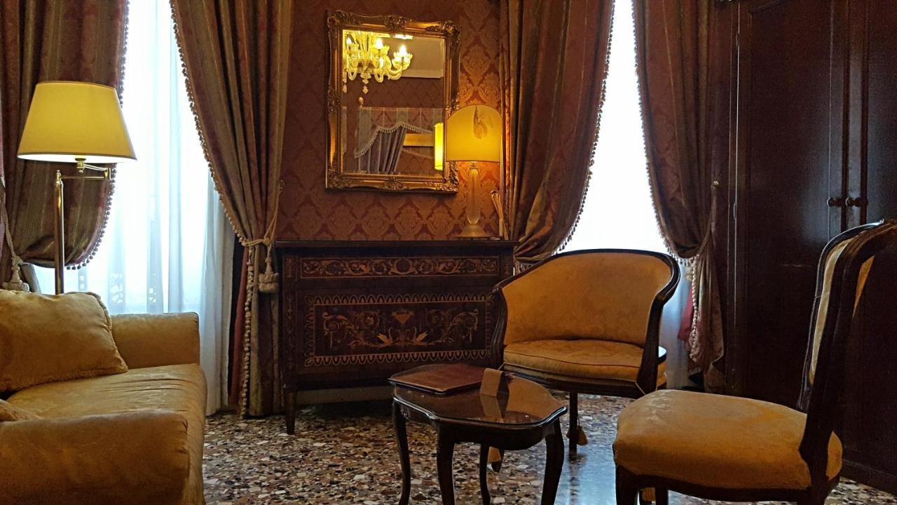 Casa Pisani Canal Venesia Bagian luar foto