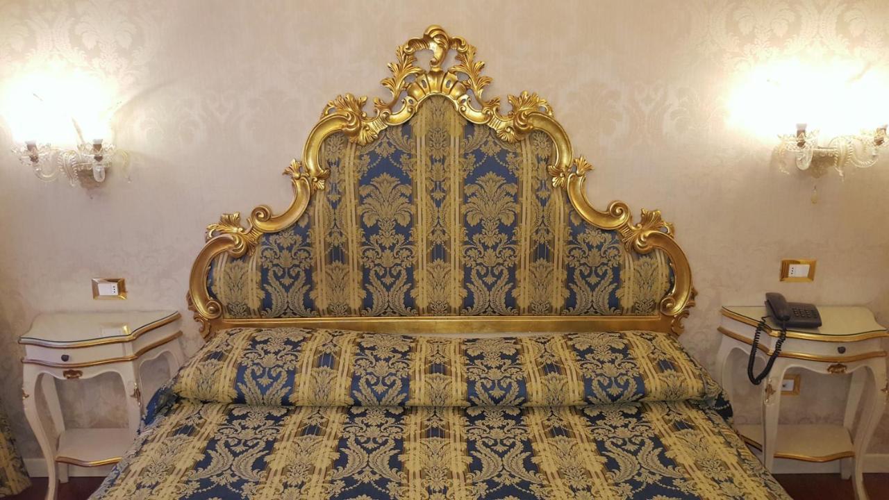 Casa Pisani Canal Venesia Bagian luar foto