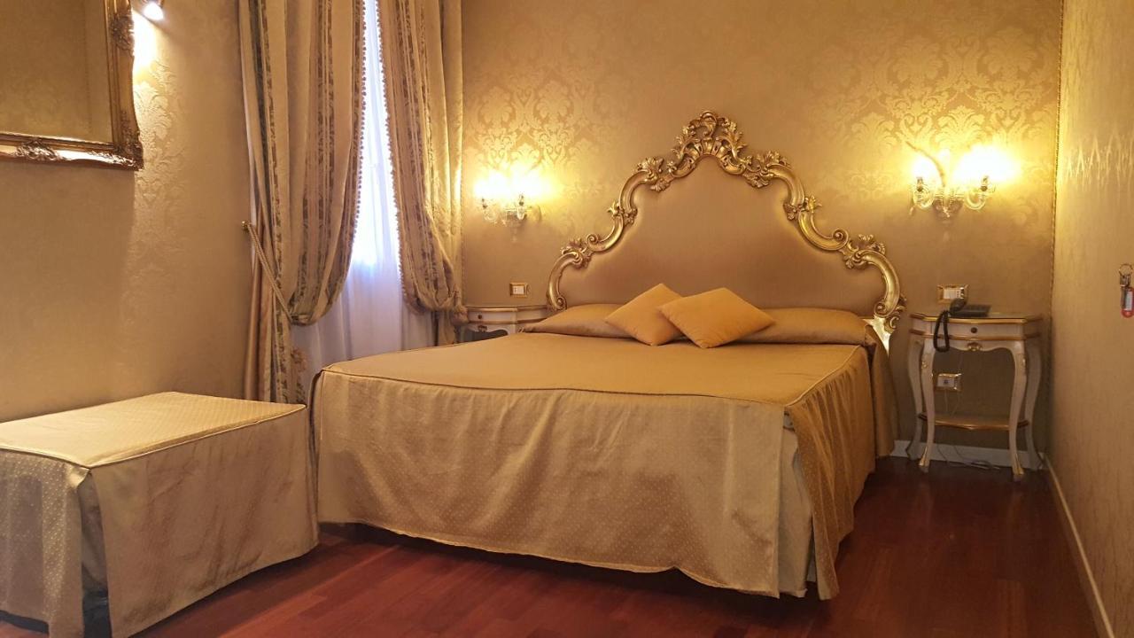 Casa Pisani Canal Venesia Bagian luar foto